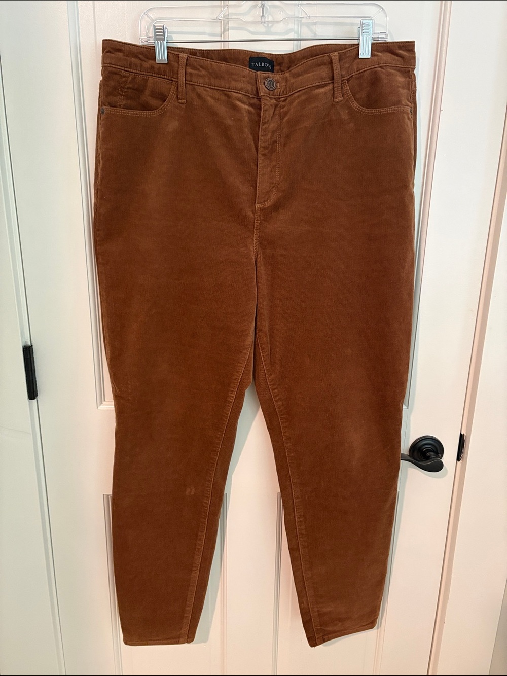 Talbots NWOT Size 16 Corduroy Jeggings — Rust Brown